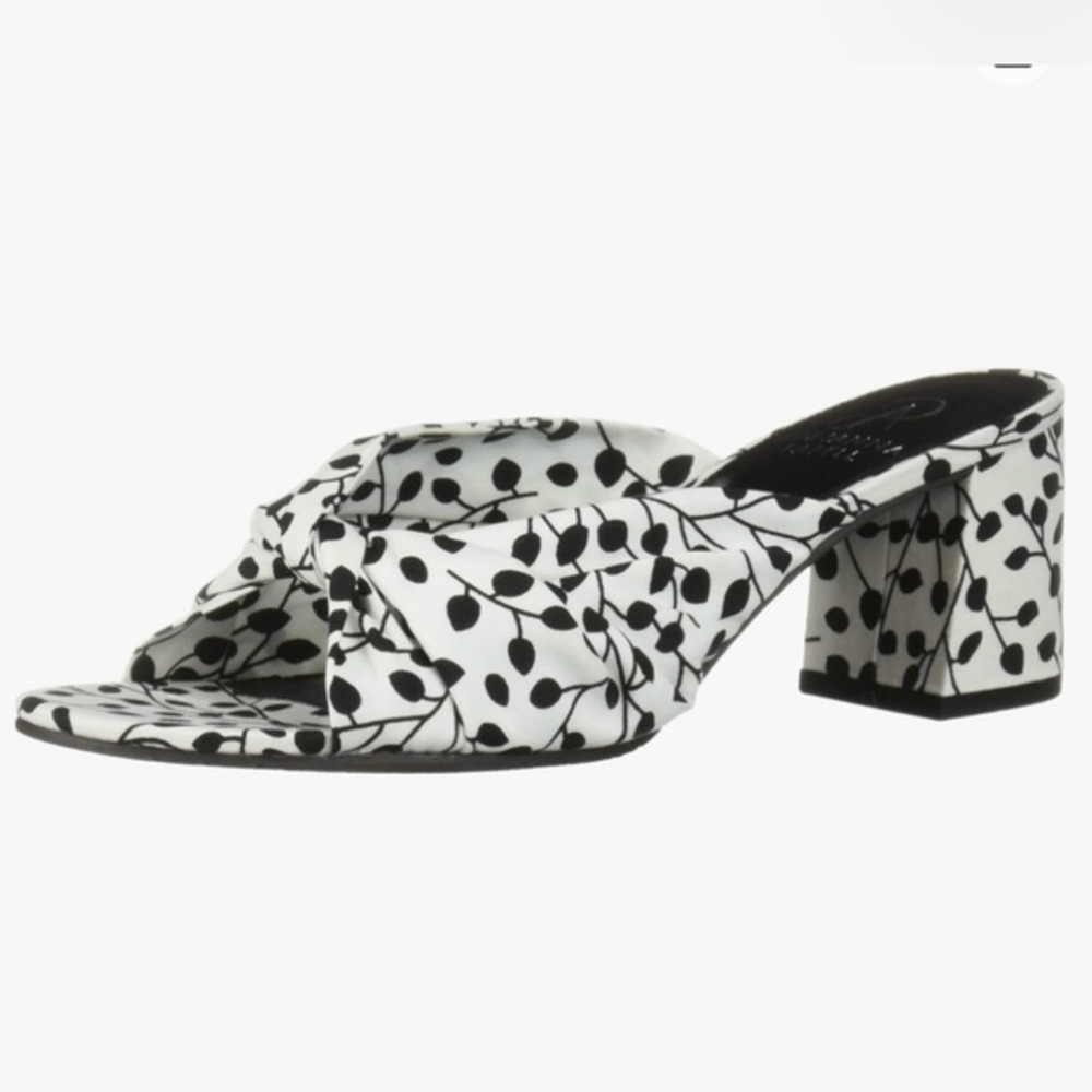 ADRIANNA PAPELL WOMEN’S ANYA HEELED SANDAL BLACK WHITE  NWOT SZ 7